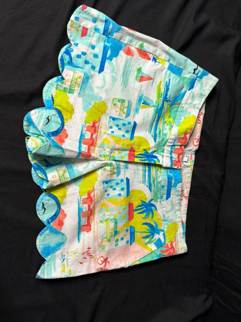 Crown & Ivy Coastal Print Scallop Hem Shorts – Size 12